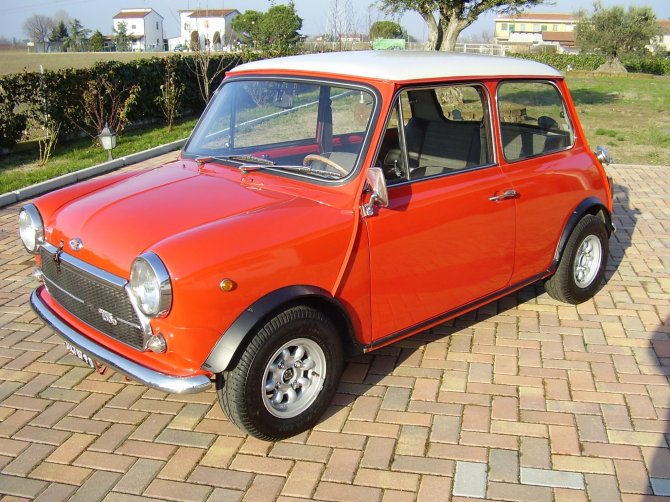 MINI COOPER CC.1300 - TEN JOB SRL P.iva: 04170640405